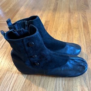 Repetto ballet flat ankle bootie in black leather and suede size 38 us / size 7